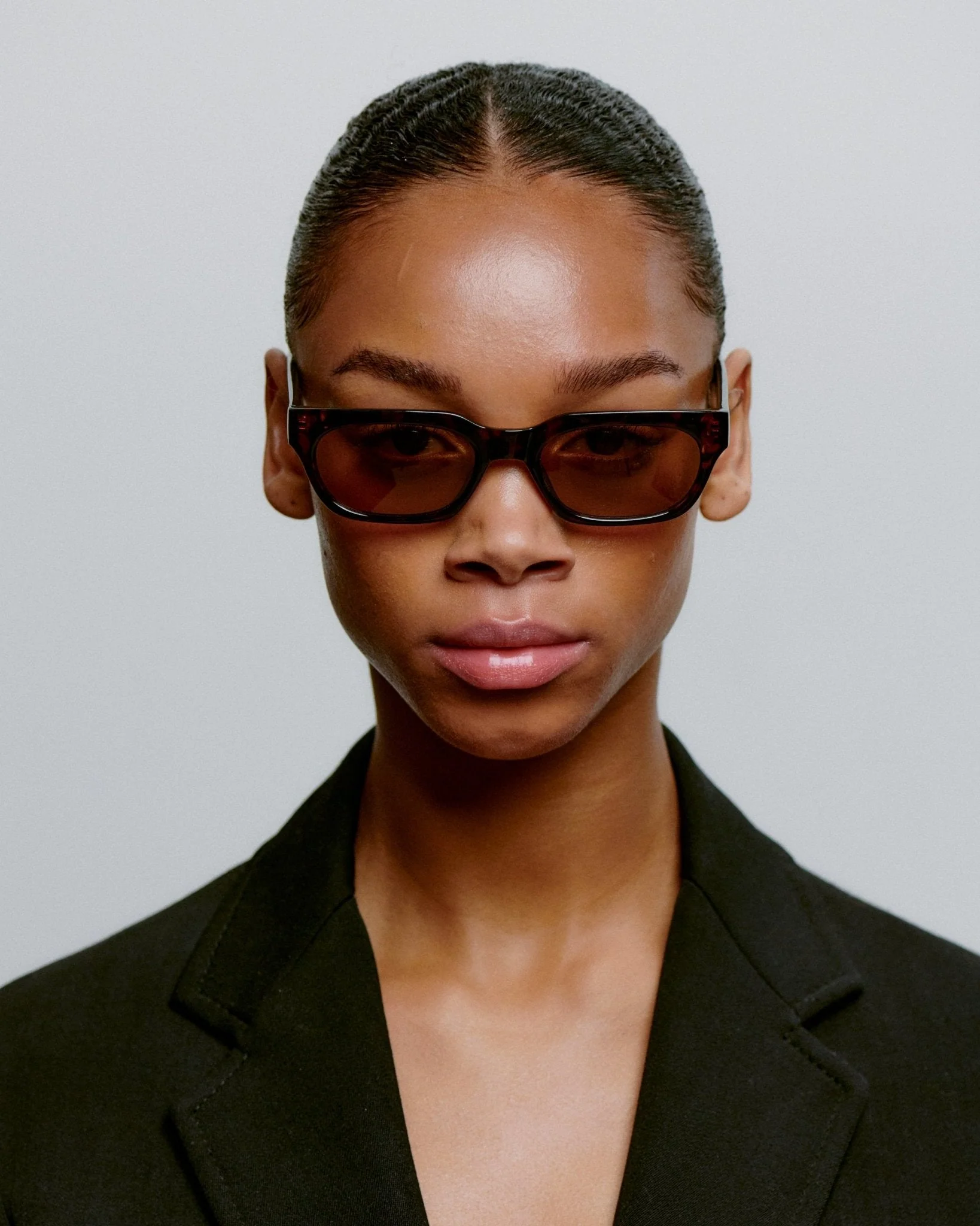 A.KJÆRBEDE BROR Sunglasses l Demi Tortoise, Light Brown Lens - Image 4