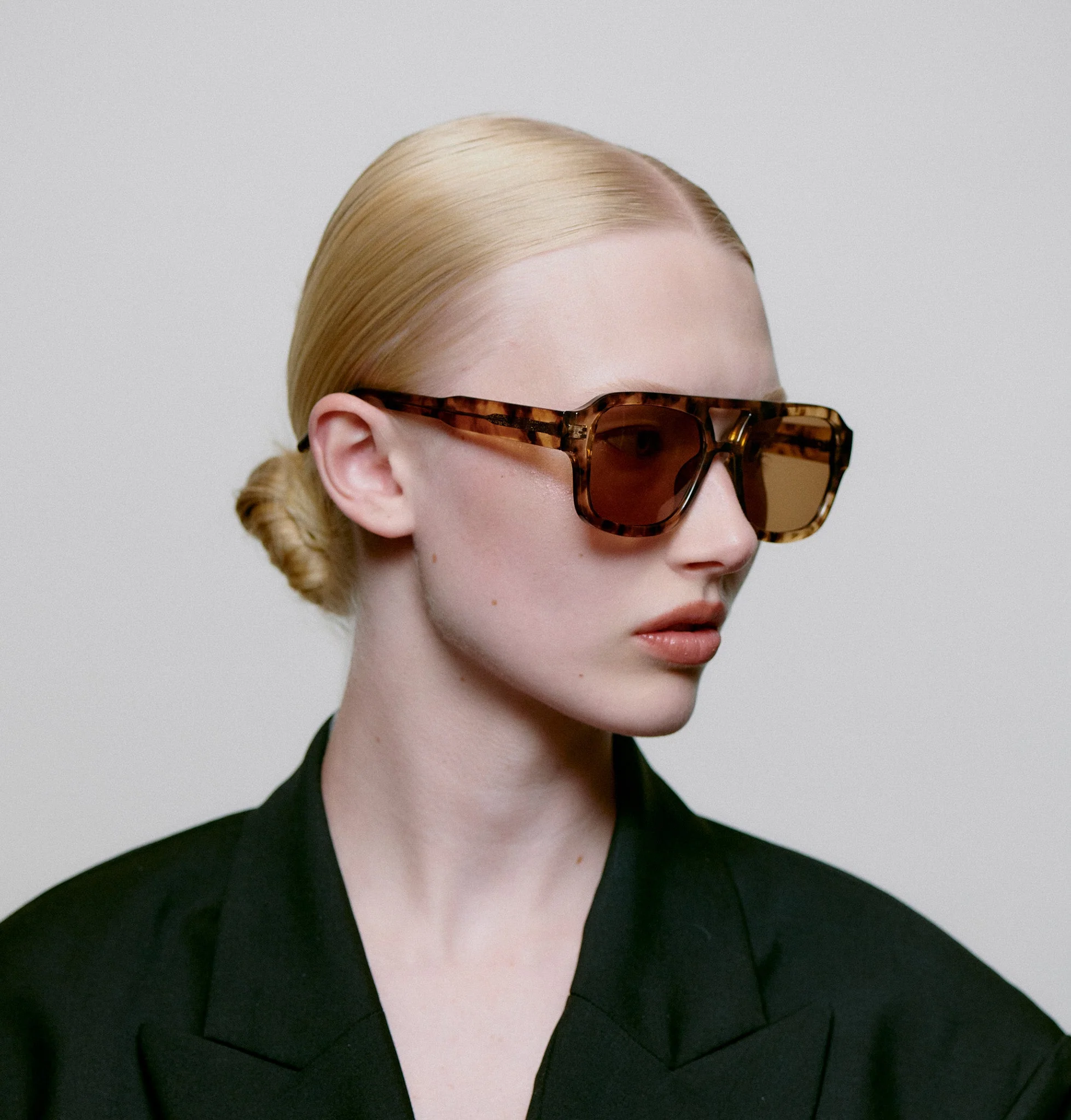 A.KJÆRBEDE KAYA Sunglasses l Tortoise Coquina - Image 2