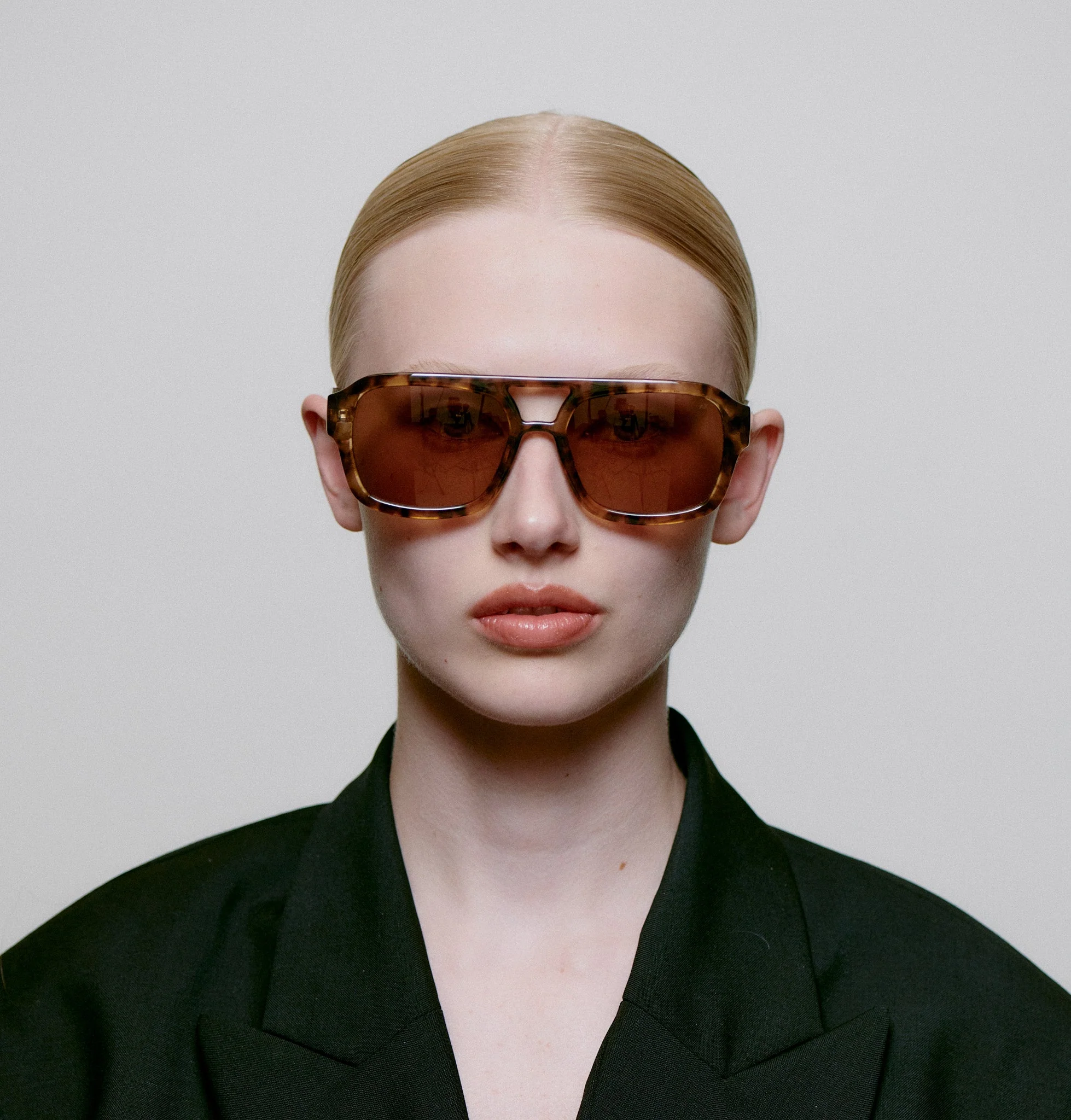 A.KJÆRBEDE KAYA Sunglasses l Tortoise Coquina - Image 4