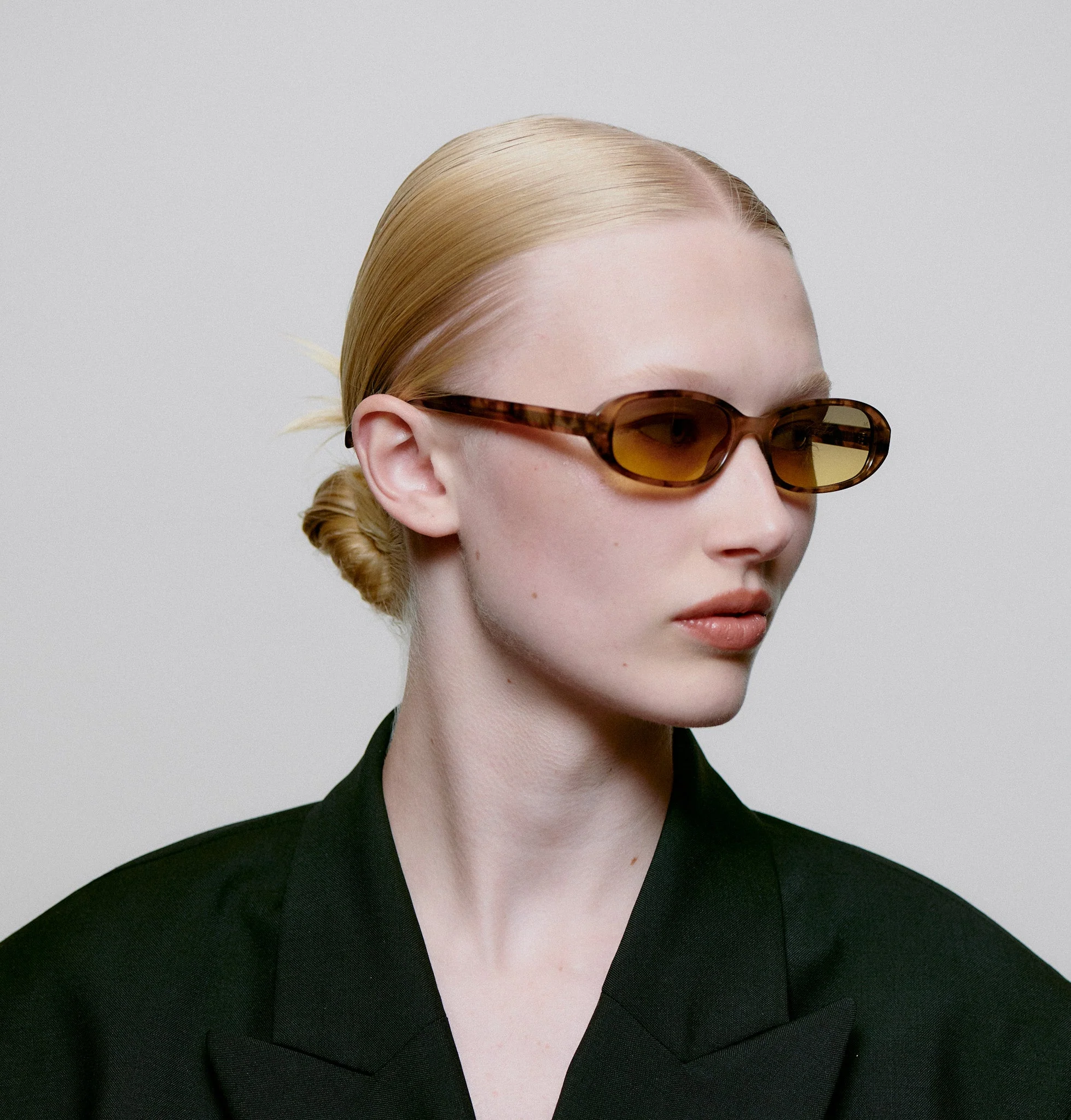 A.KJÆRBEDE MACY Sunglasses l Coquina Tortoise - Image 4