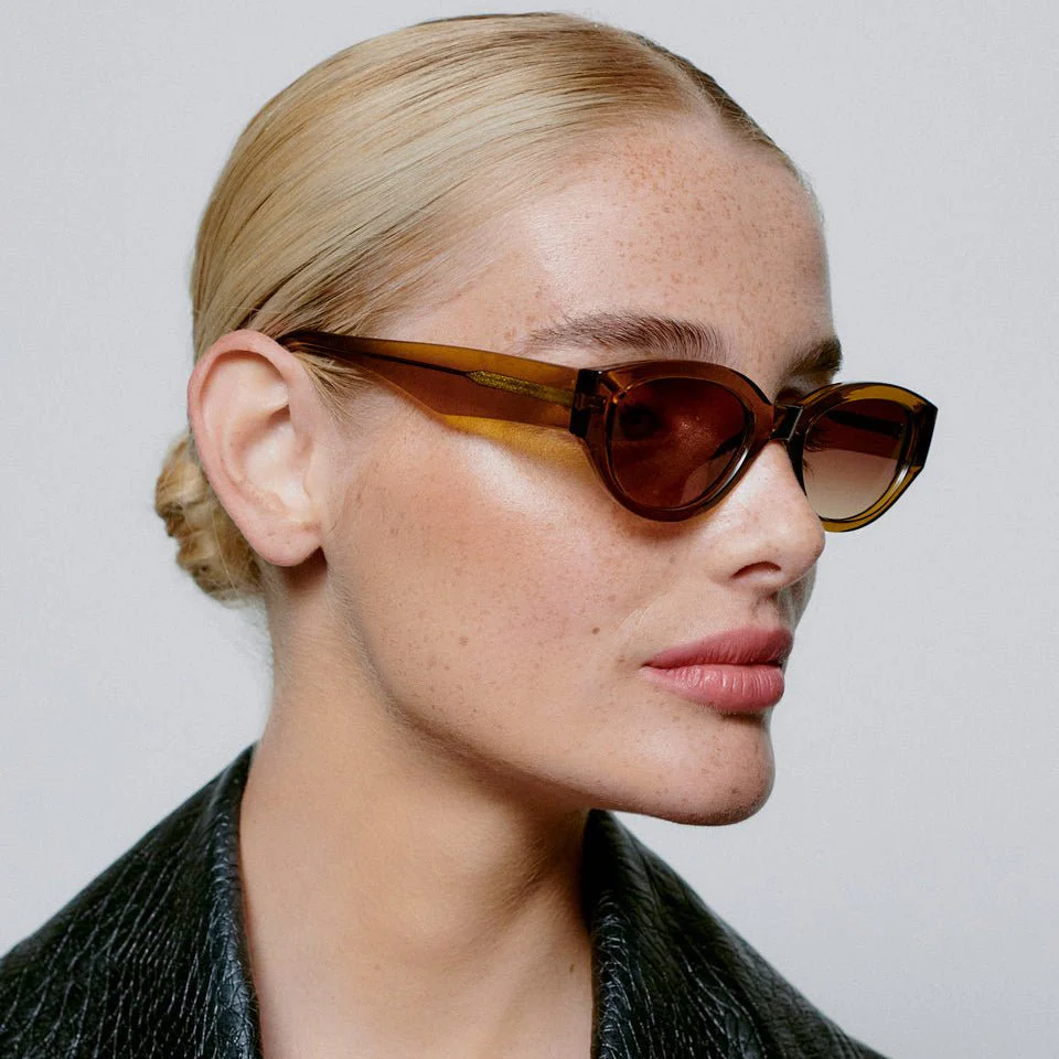A.KJÆRBEDE WINNIE Sunglasses l Cat-Eye Smoke Transparent - Image 6