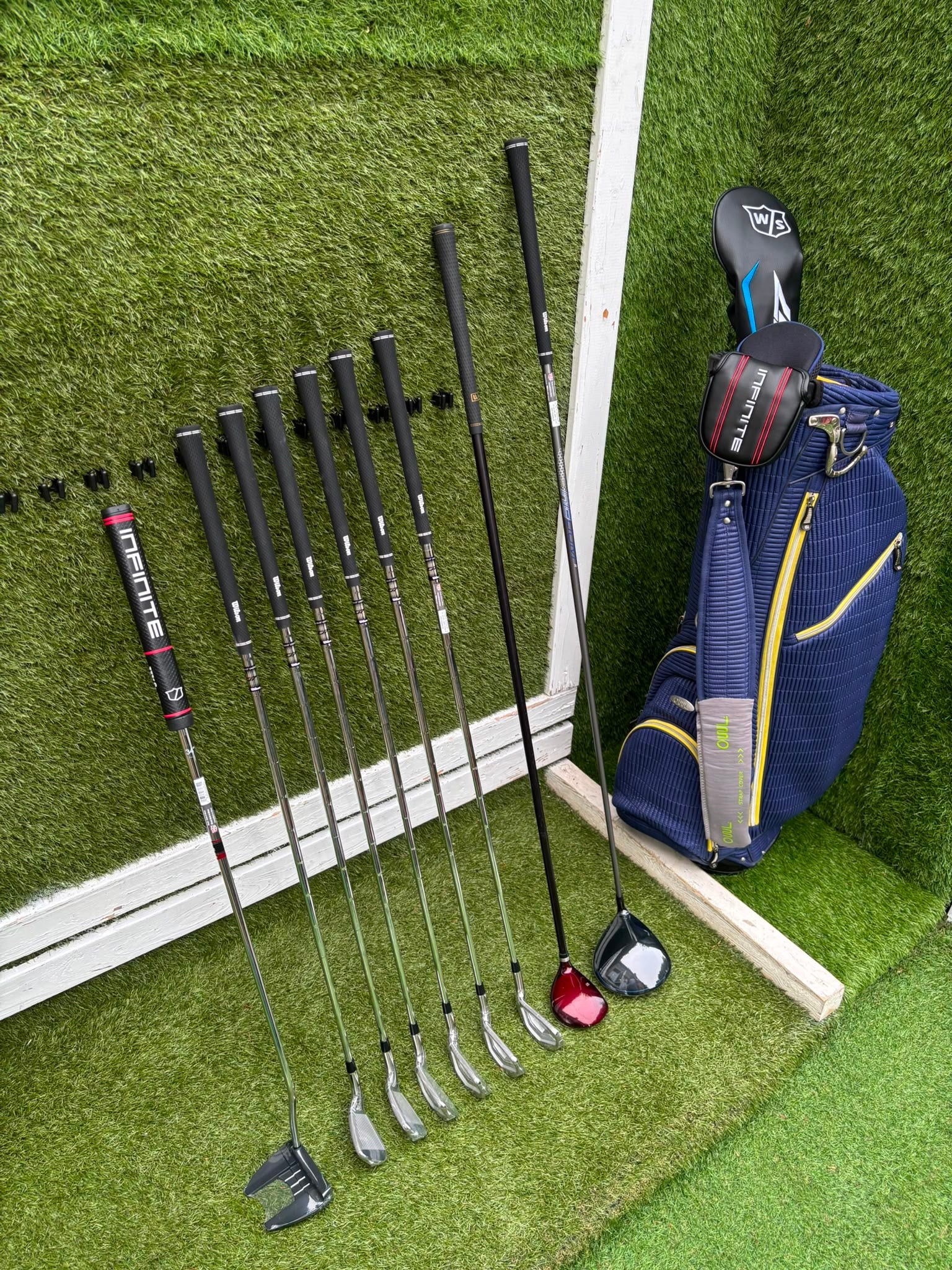 Brand New Wilson Staff D7 XS Golf Set, Brand New Driver & Irons, Brand New Infinite Bucktown Putter, Premium OUUL Stand Bag - Image 16