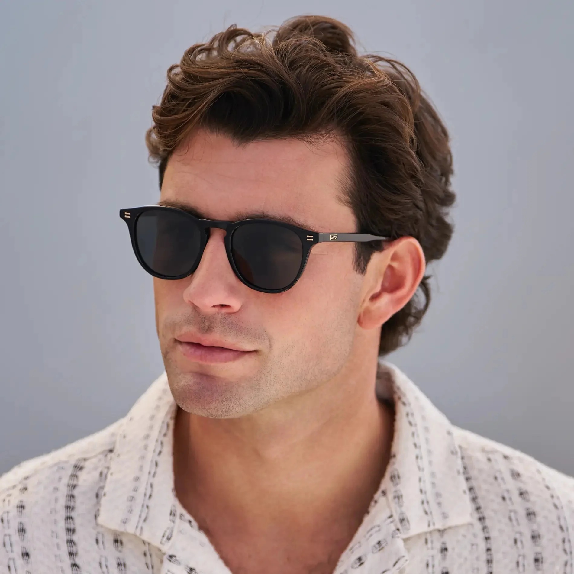 CAMERON Men's Round Polarised Sunglasses l Triple Black - WMP Eyewear - Image 3