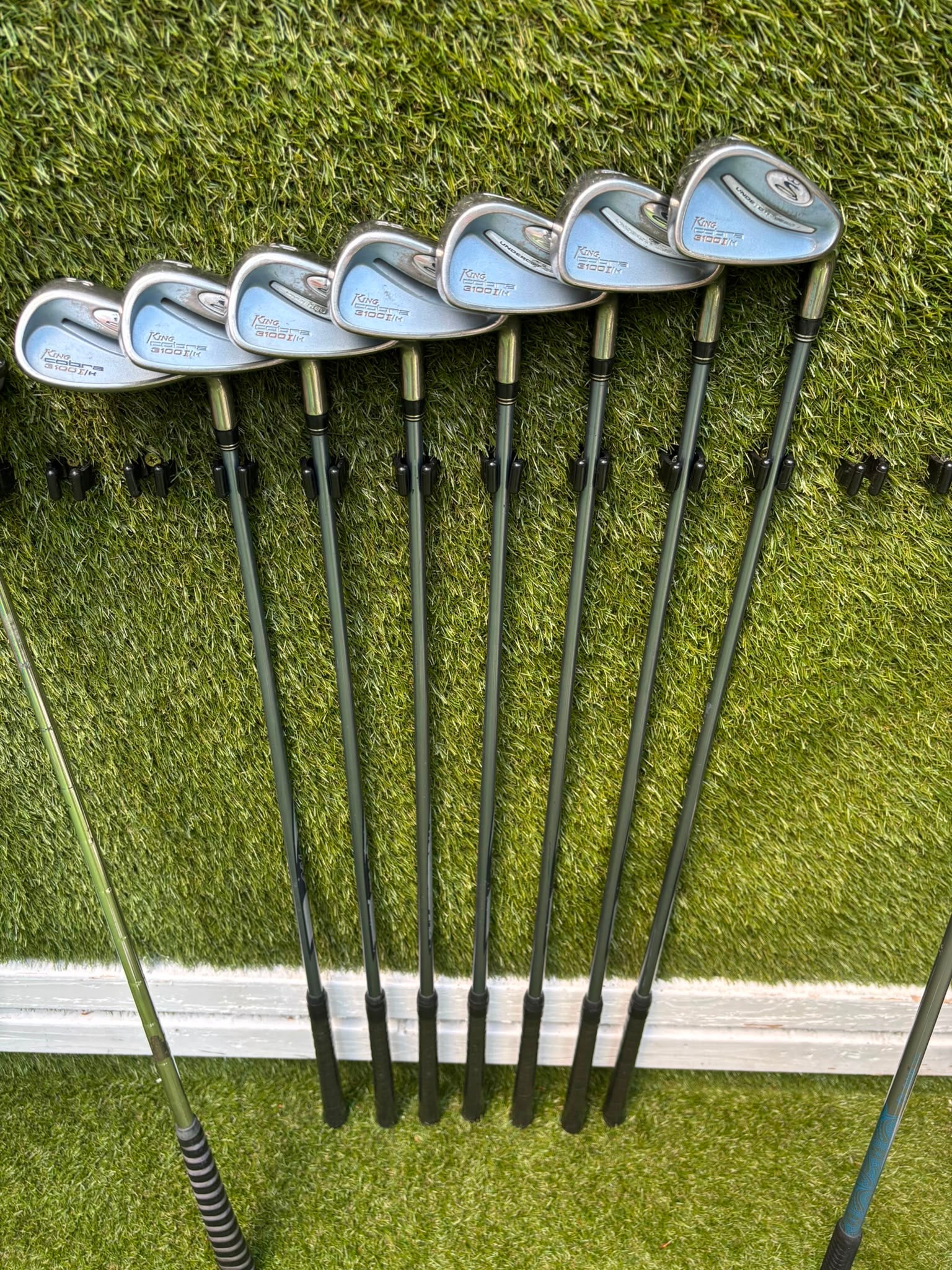 Cobra 3100 I/H Ladies Graphite Irons, Callaway Solaire Woods & RAM Force Cart Bag - Image 6