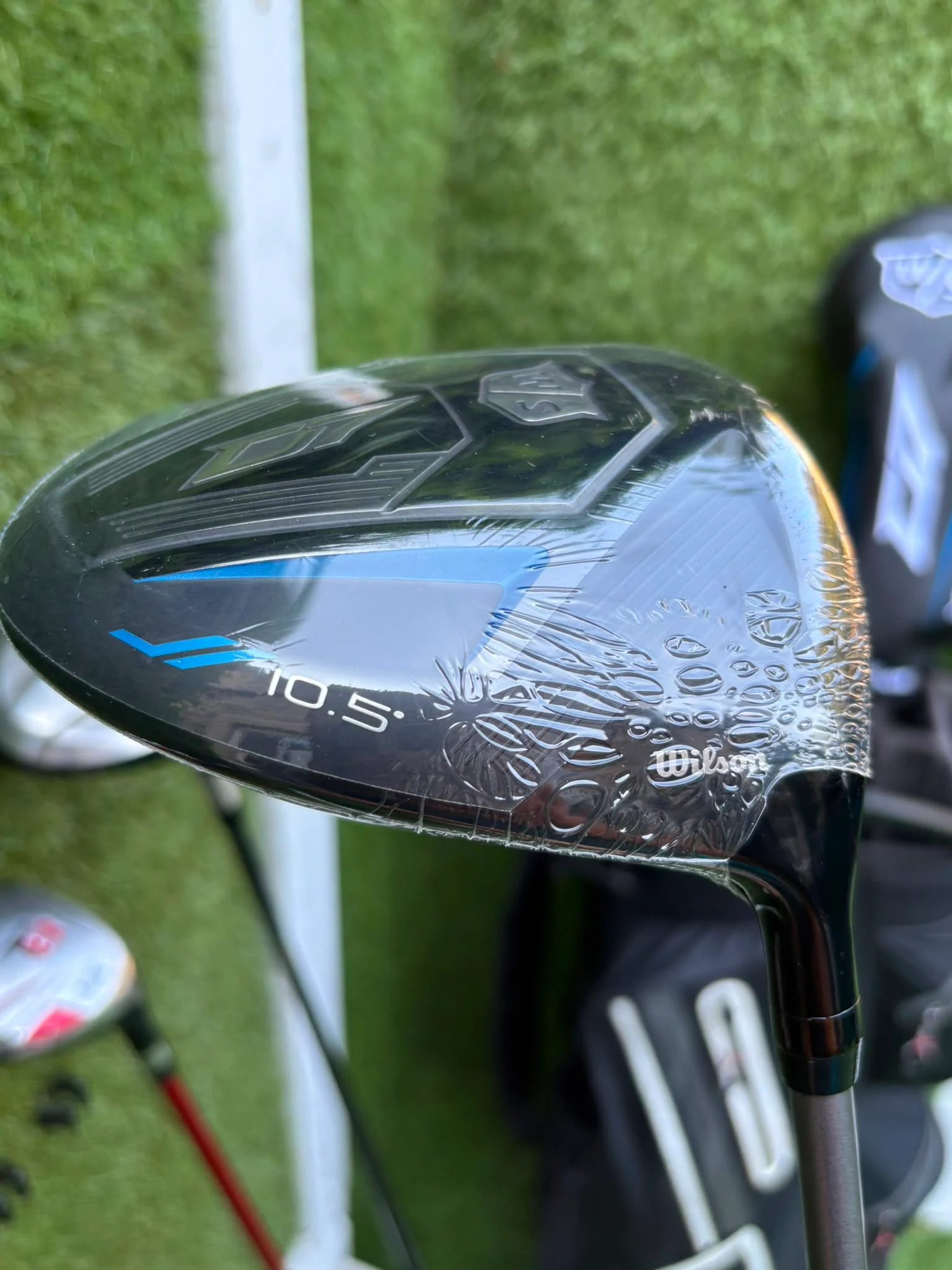 Cobra King S9 Irons, New Wilson Driver, TaylorMade Wood, New V Series Putter & Callaway Dry Waterproof Cart Bag Free P&P - Image 12