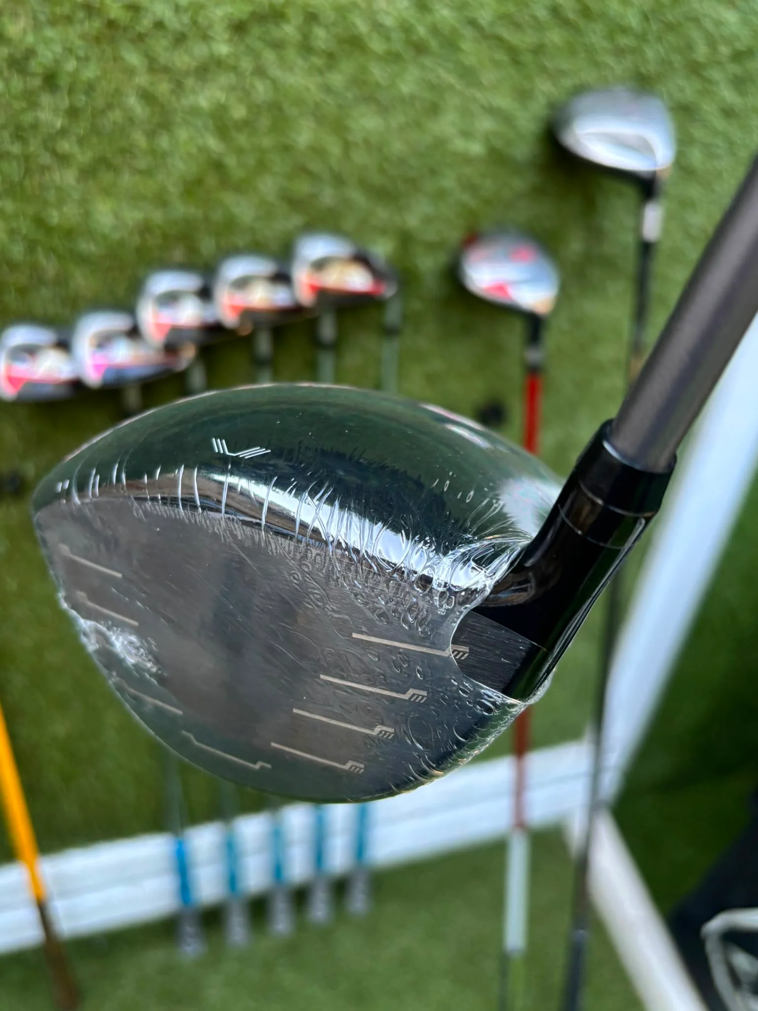 Cobra King S9 Irons, New Wilson Driver, TaylorMade Wood, New V Series Putter & Callaway Dry Waterproof Cart Bag Free P&P - Image 13