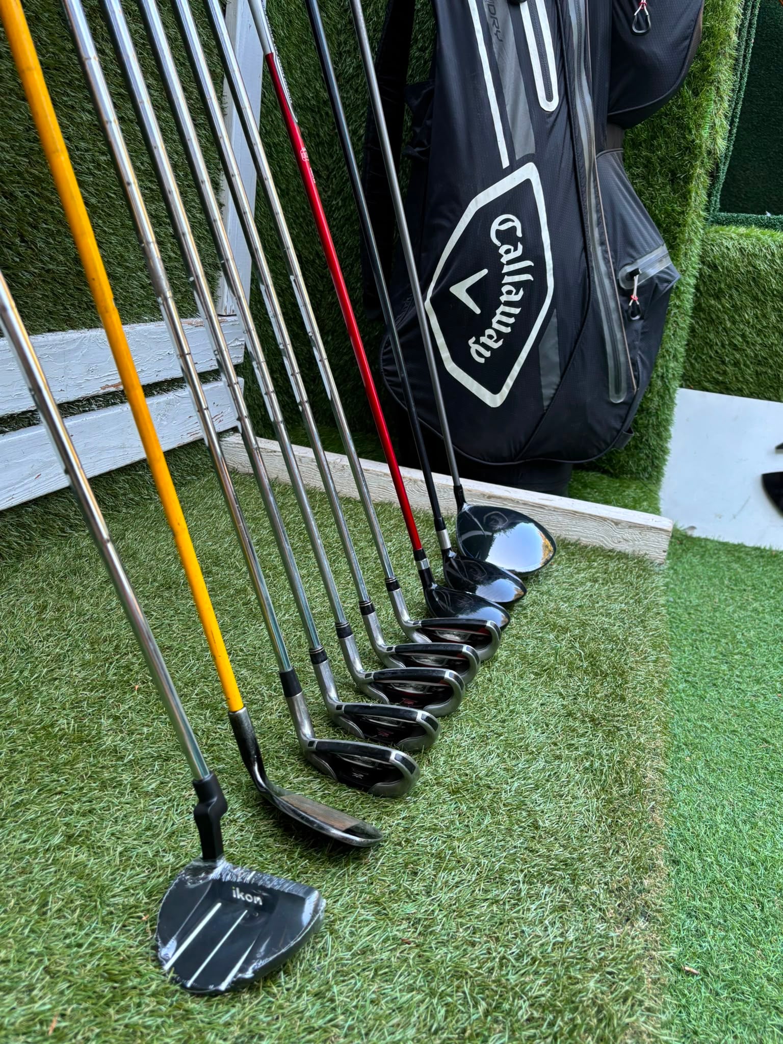 Cobra King S9 Irons, New Wilson Driver, TaylorMade Wood, New V Series Putter & Callaway Dry Waterproof Cart Bag Free P&P - Image 15