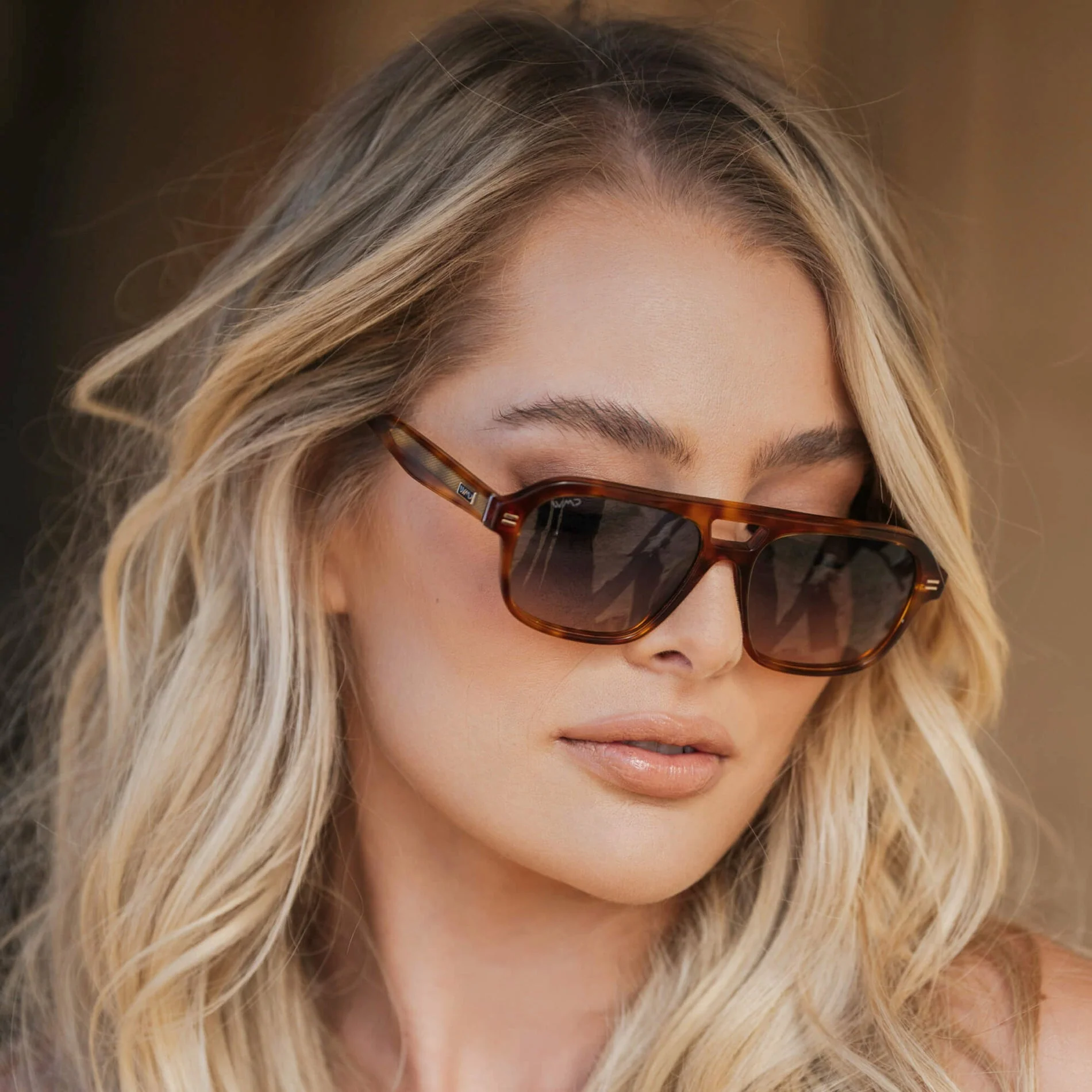WMP Oversized Tortoise Rectangular Aviator Sunglasses, Polarized - Image 3