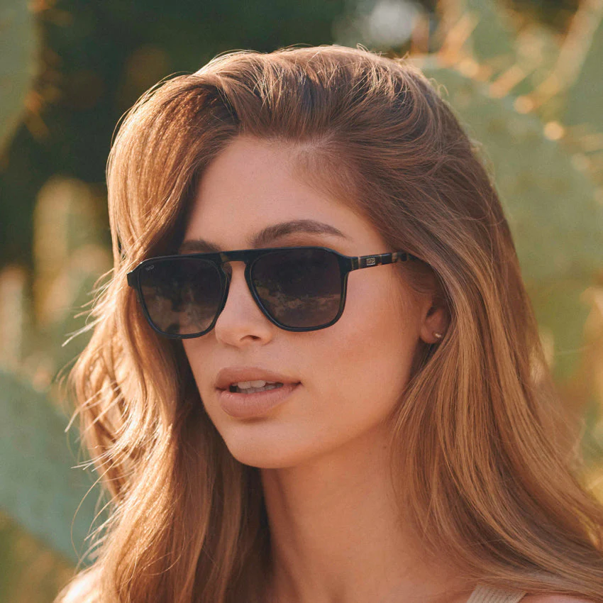 EMERSON Black Beige Tortoise Square Aviator Sunglasses – WMP - Image 4