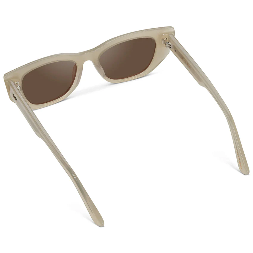 EVELYN Cat-Eye Acetate Polarized Sunglasses Pearl Beige – WMP Eyewear - Image 4
