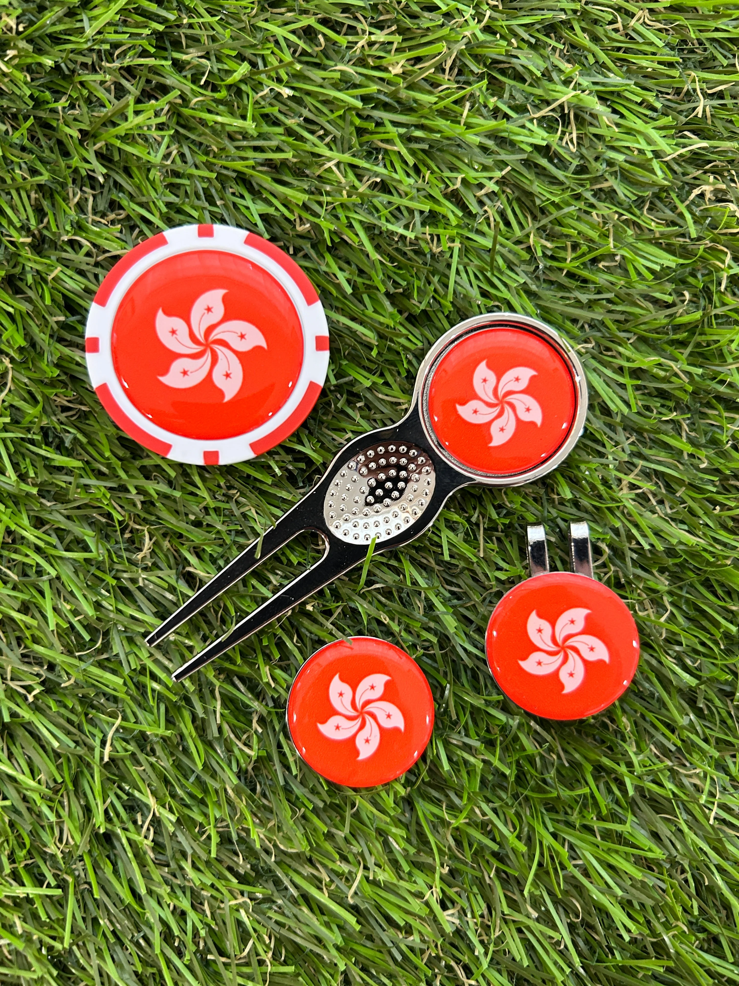 Flags of the World Traditional Pitchfork including 3 Flag markers and poker chip - Image 21