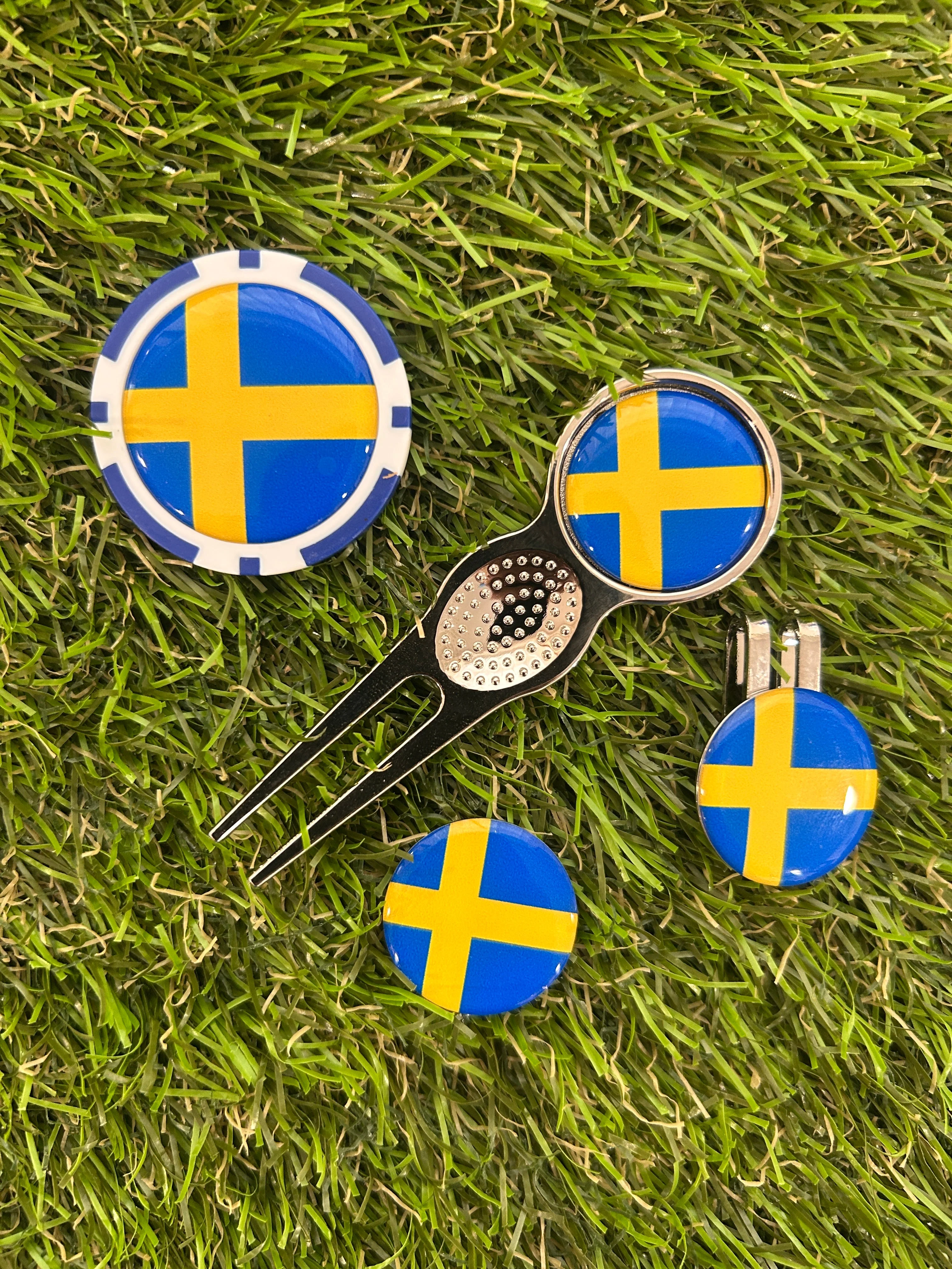 Flags of the World Traditional Pitchfork including 3 Flag markers and poker chip - Image 5