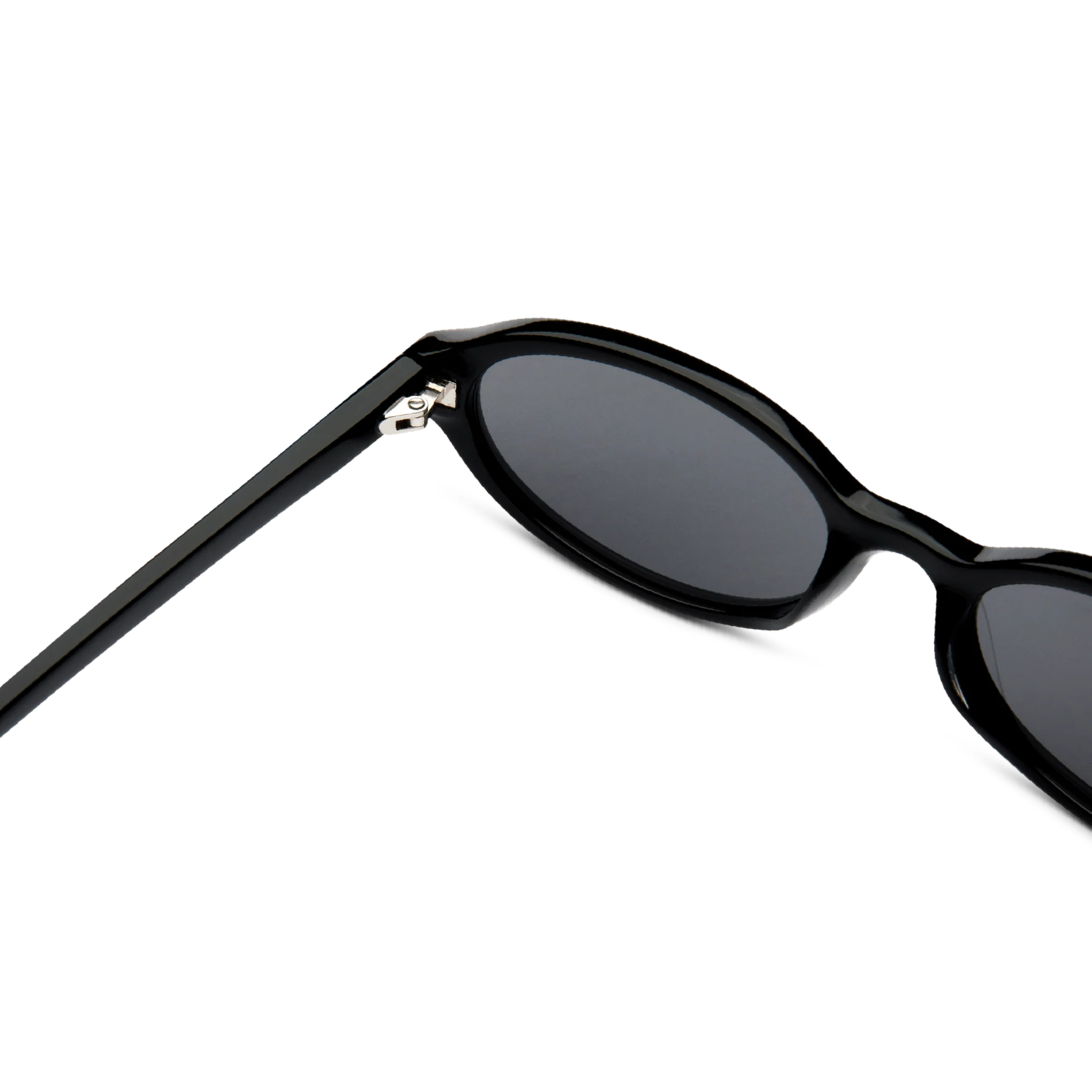 IVY Black Oval Sunglasses by Messy Weekend - Image 6