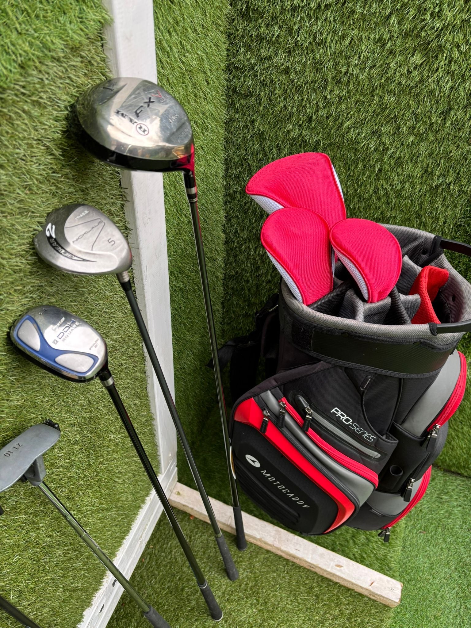 John Letters Trilogy T5 13-Club Graphite Set with Motocaddy Bag - Image 14