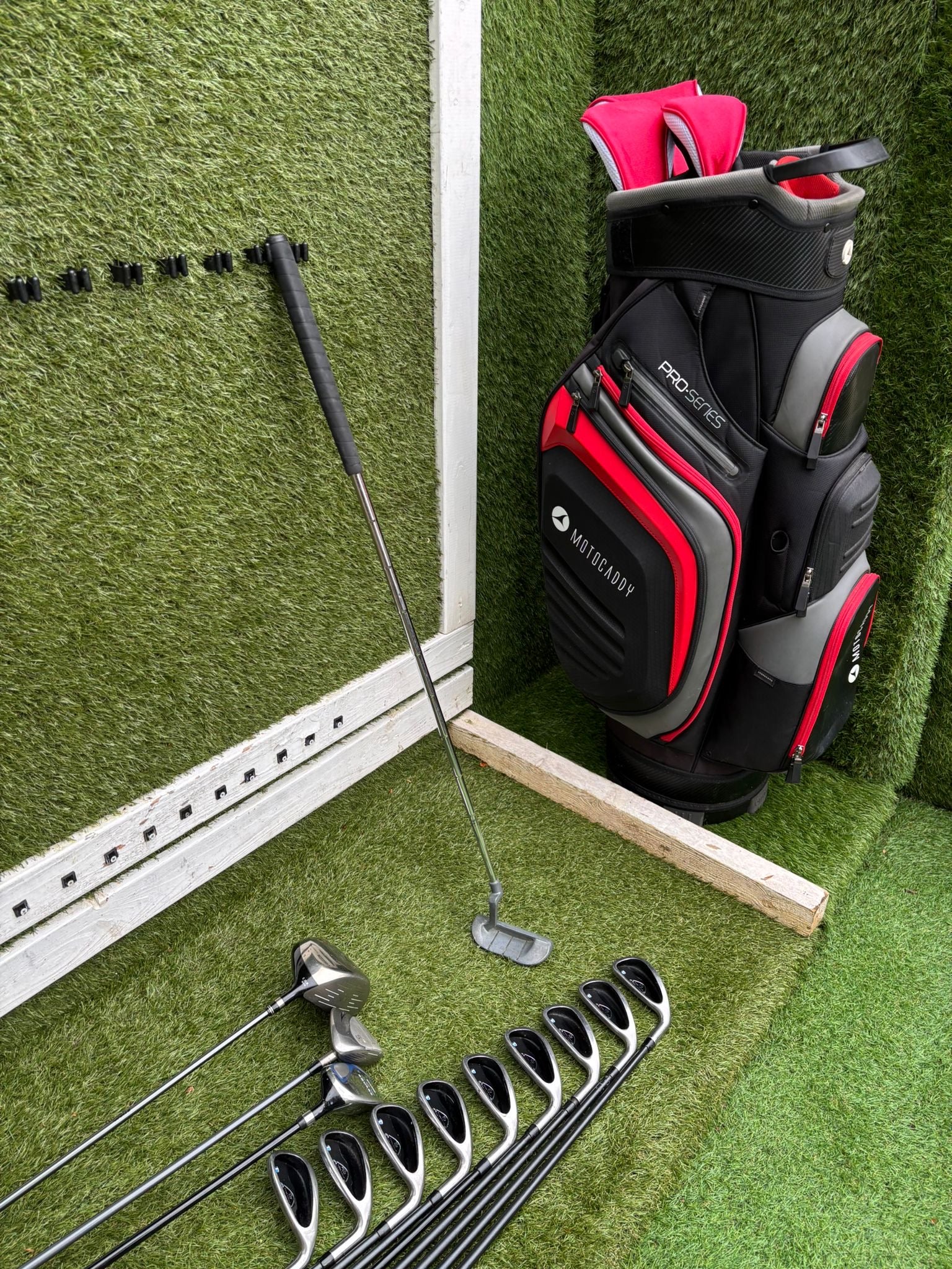 John Letters Trilogy T5 13-Club Graphite Set with Motocaddy Bag - Image 22