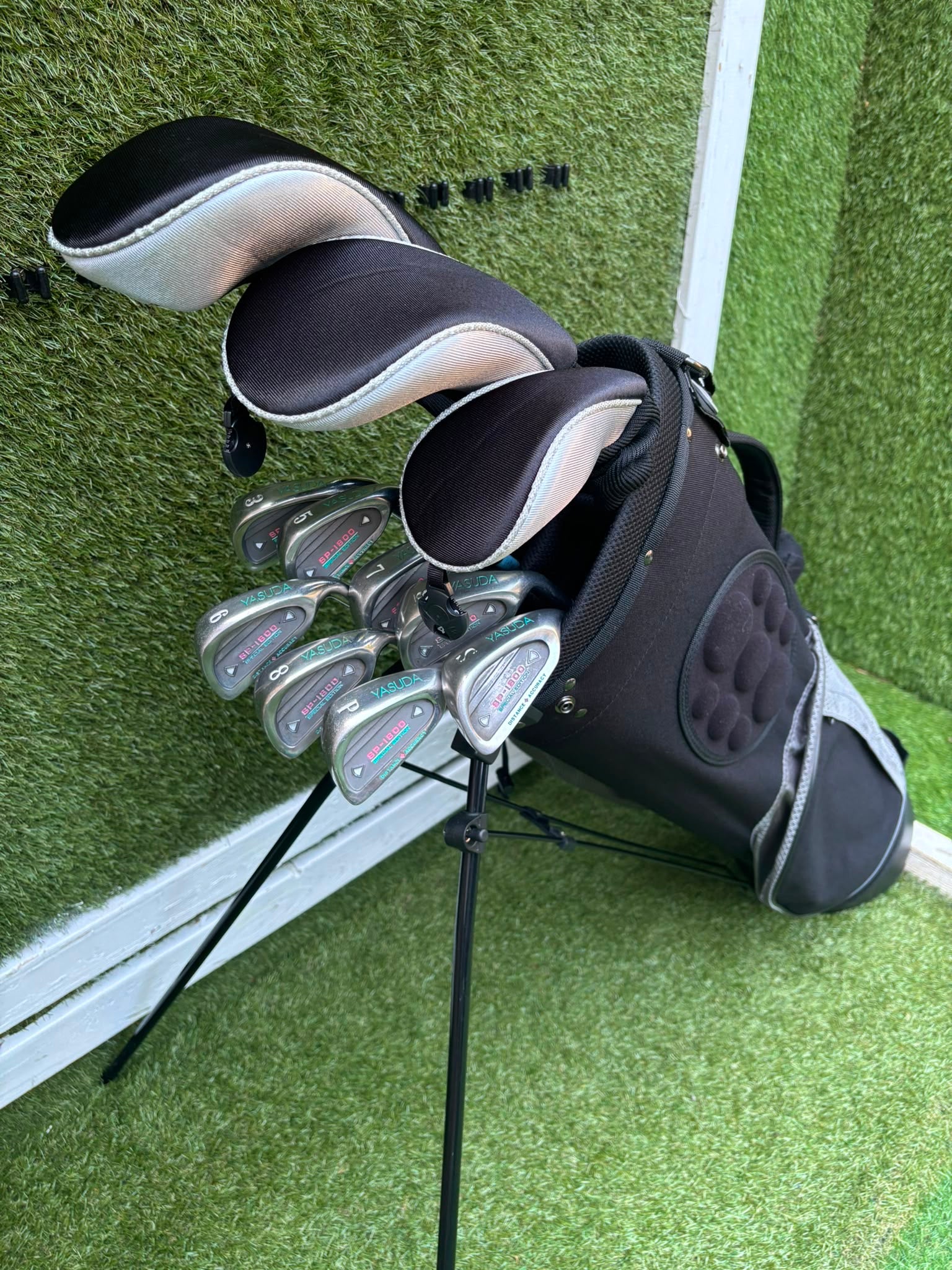 Ladies Yasuda SP-1800 Irons, Callaway Big Bertha Driver, Ping Rhapsody 7 Wood, Ben Sayers Hybrid & Stand Bag - Image 16