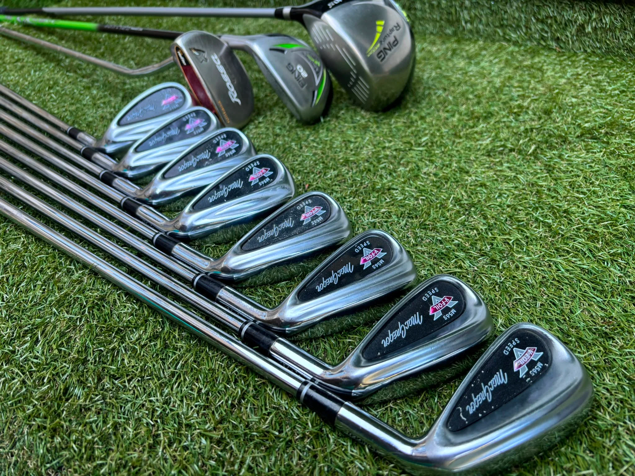 MacGregor V-Foil M565 Irons, Ping Driver, Ping Hybrid, TaylorMade Putter & Premium OUUL Camouflage Stand Bag - Image 10