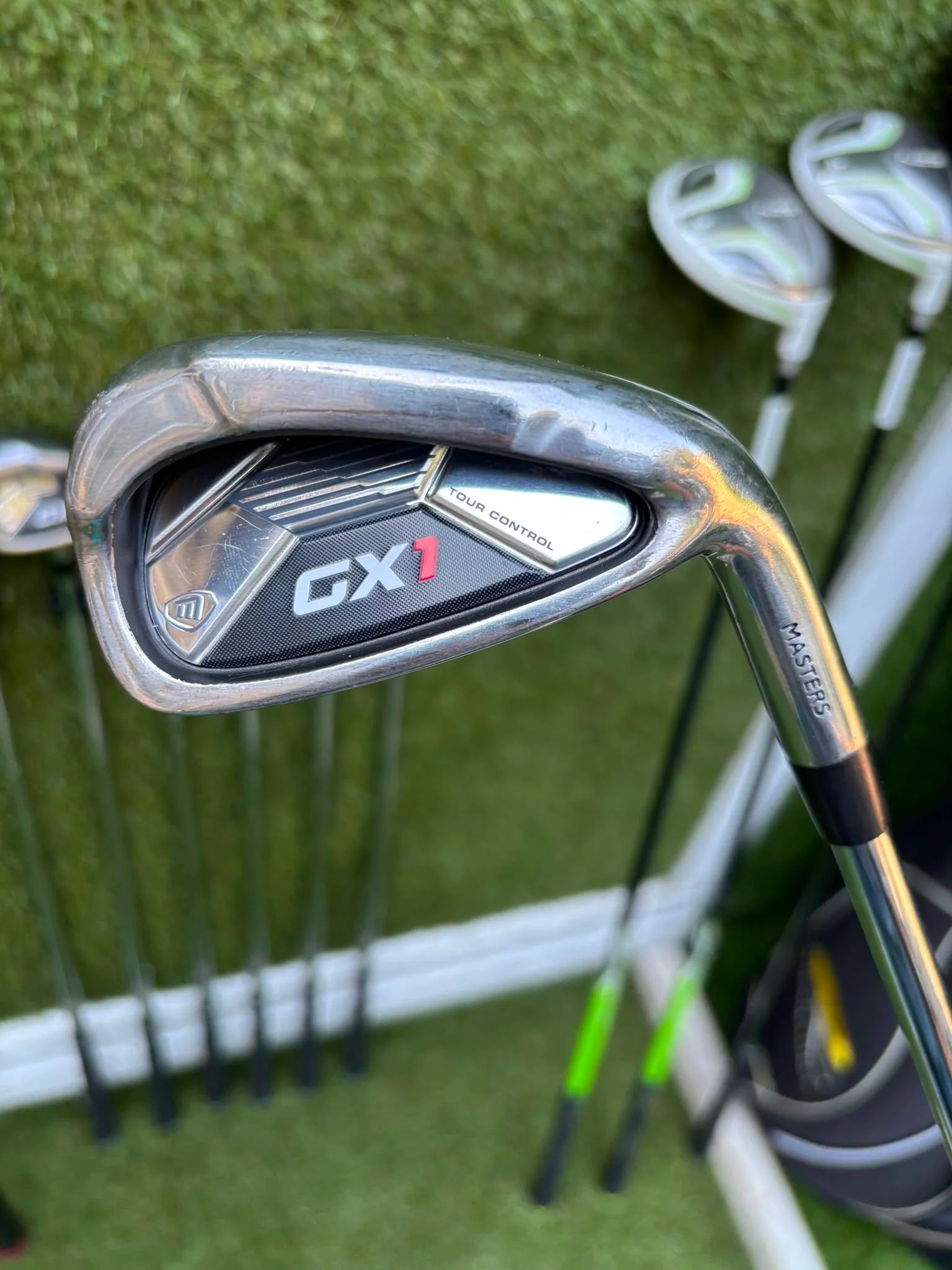 Masters GX1 Irons, Trilogy Ti-Matrix Driver, Dunlop NZ9 Fairway Woods, Wilson Infinite Buckingham Putter & PowaKaddy Cart Bag - Image 8