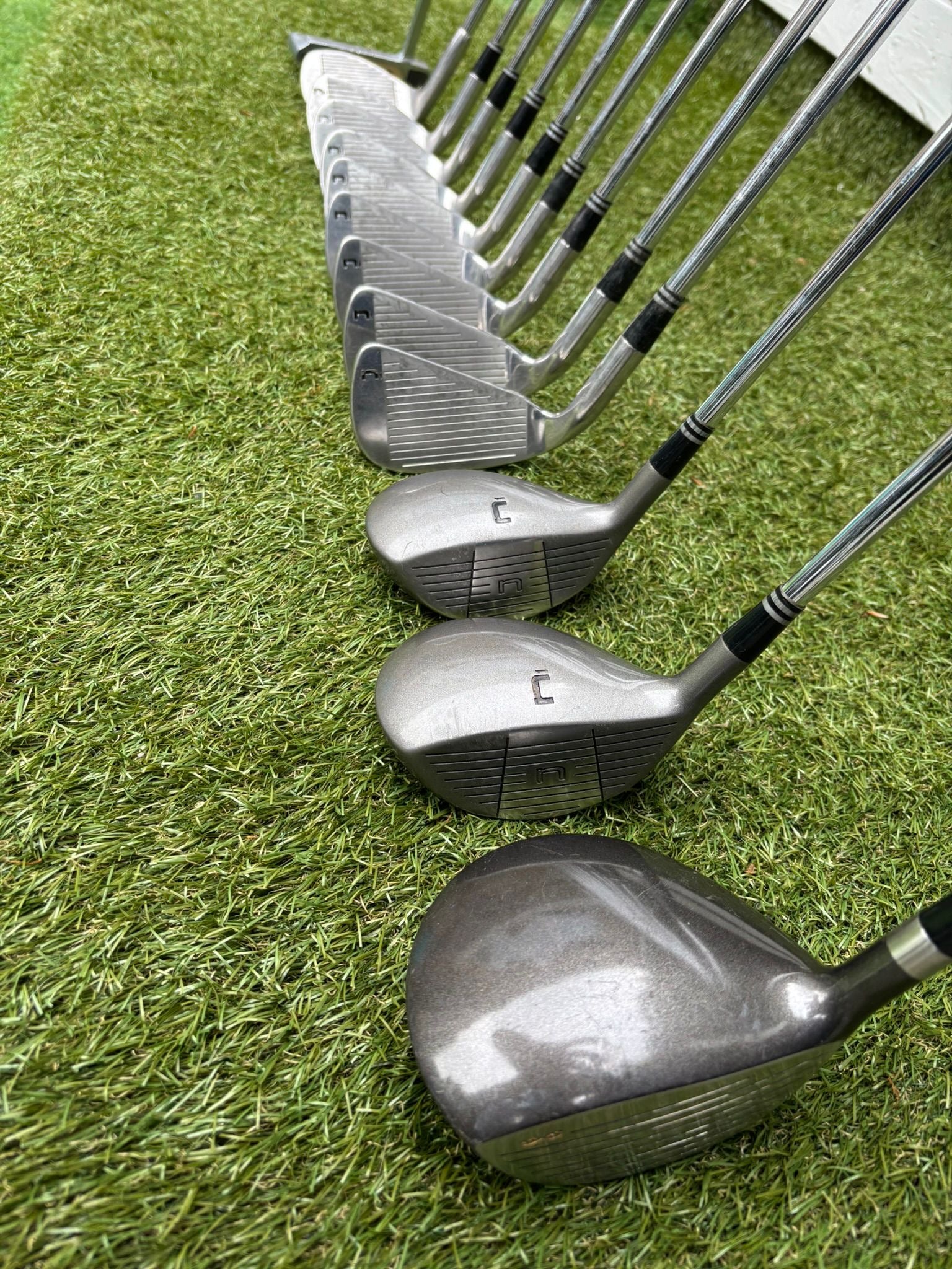 Nicklaus Linear Dynamics Golf Set with Snake Eyes Maraging Steel Driver, Matching Woods & Stand Bag - Image 26