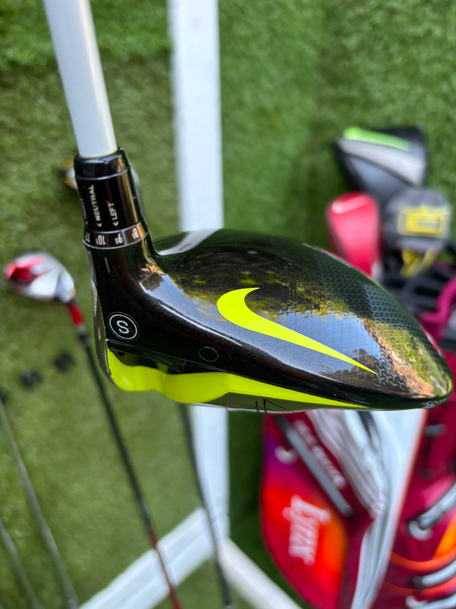 Nike Slingshot 4D Irons, Nike Driver, Cobra 4 Wood, Nike VR_S Hybrid, Odyssey Putter, New Lynx Waterproof Cart Bag - Image 22