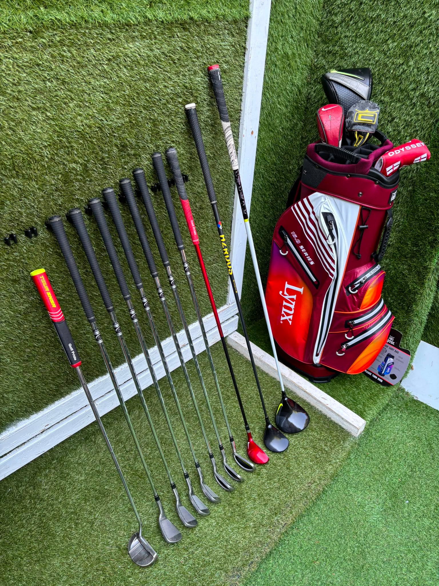 Nike Slingshot 4D Irons, Nike Driver, Cobra 4 Wood, Nike VR_S Hybrid, Odyssey Putter, New Lynx Waterproof Cart Bag - Image 29