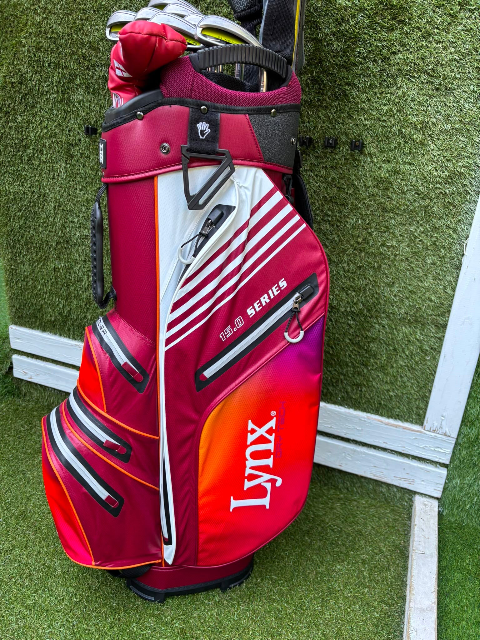 Nike Slingshot 4D Irons, Nike Driver, Cobra 4 Wood, Nike VR_S Hybrid, Odyssey Putter, New Lynx Waterproof Cart Bag - Image 8