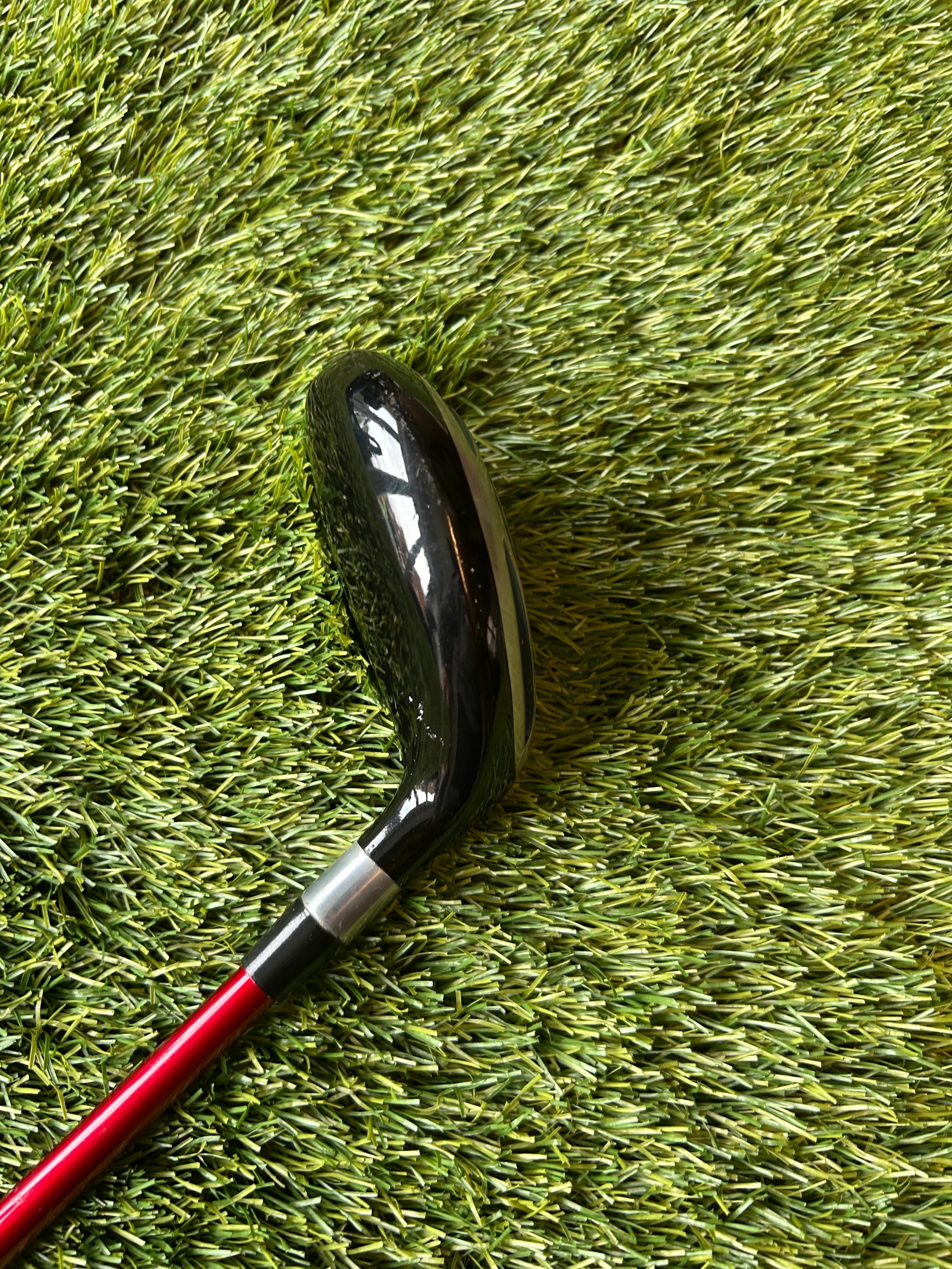 Northwestern Prism 21° Hybrid Graphite Shaft Regular Flex RH, Head Cover - Image 3