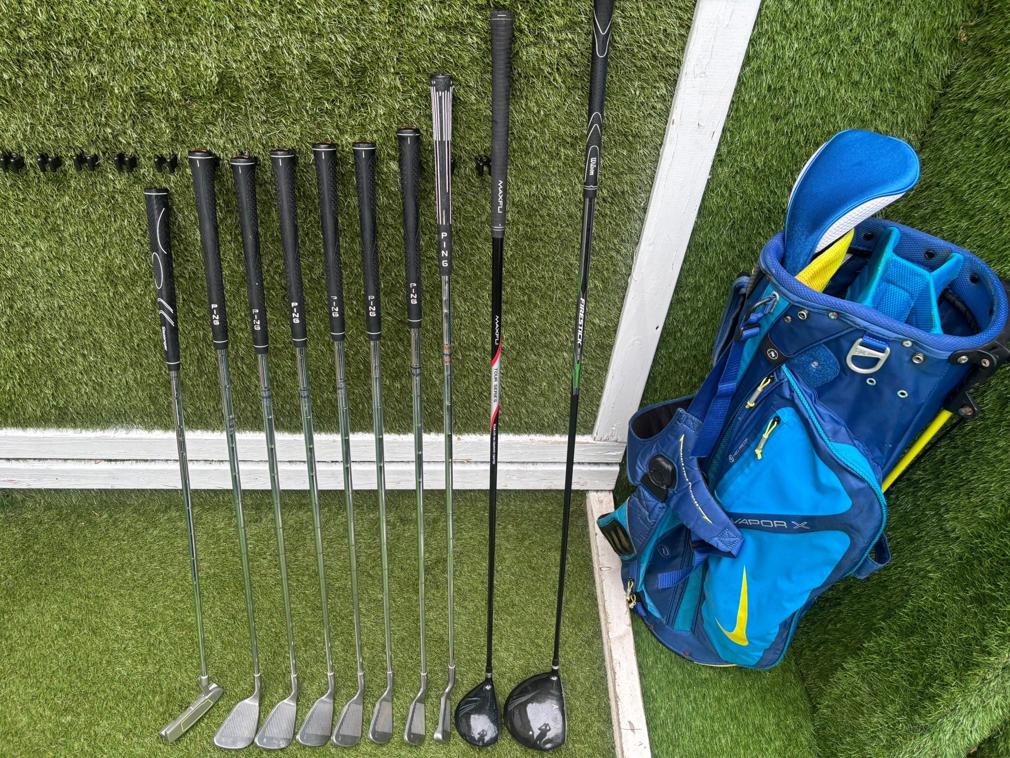 PING Eye2 Red Dot Irons, PING Zing 1 Iron, Wilson Driver, MaxFli 3 Wood & Nike Vapor X Stand Bag - Image 15