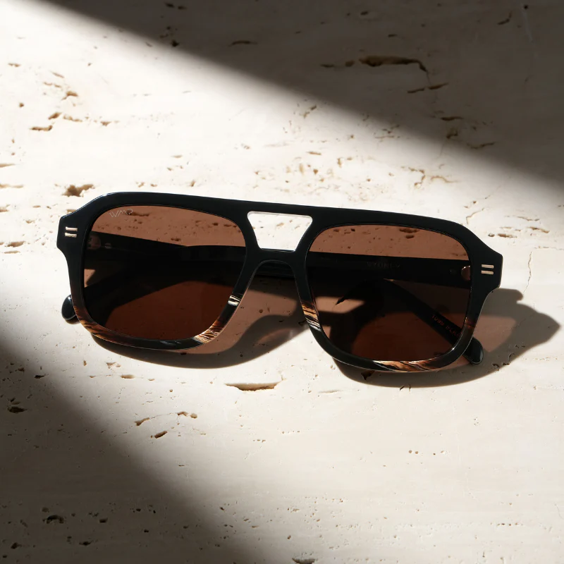 SYDNEY Oversized Retro Aviator Sunglasses Black Gold – WMP Eyewear - Image 3