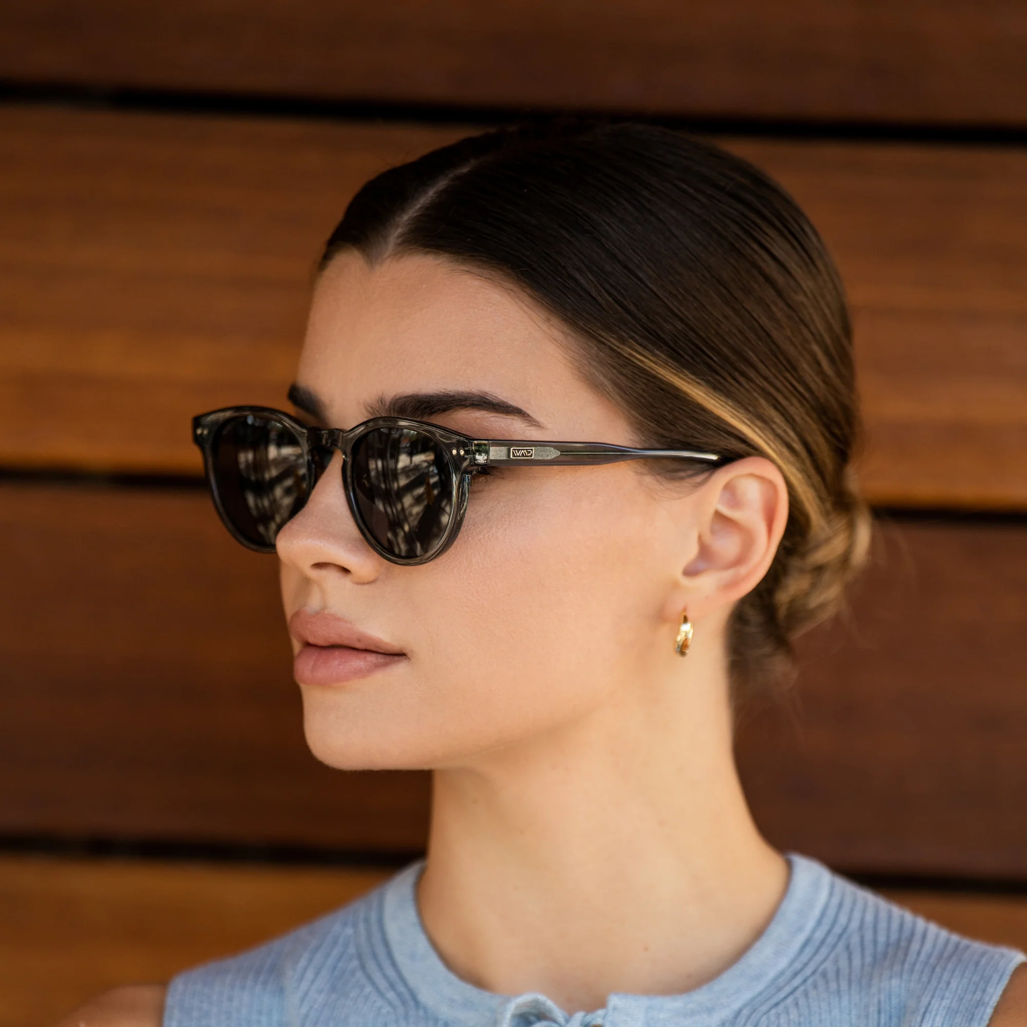 Unisex Retro Crystal Blue Round Sunglasses 100% UV400 | WMP - Image 8