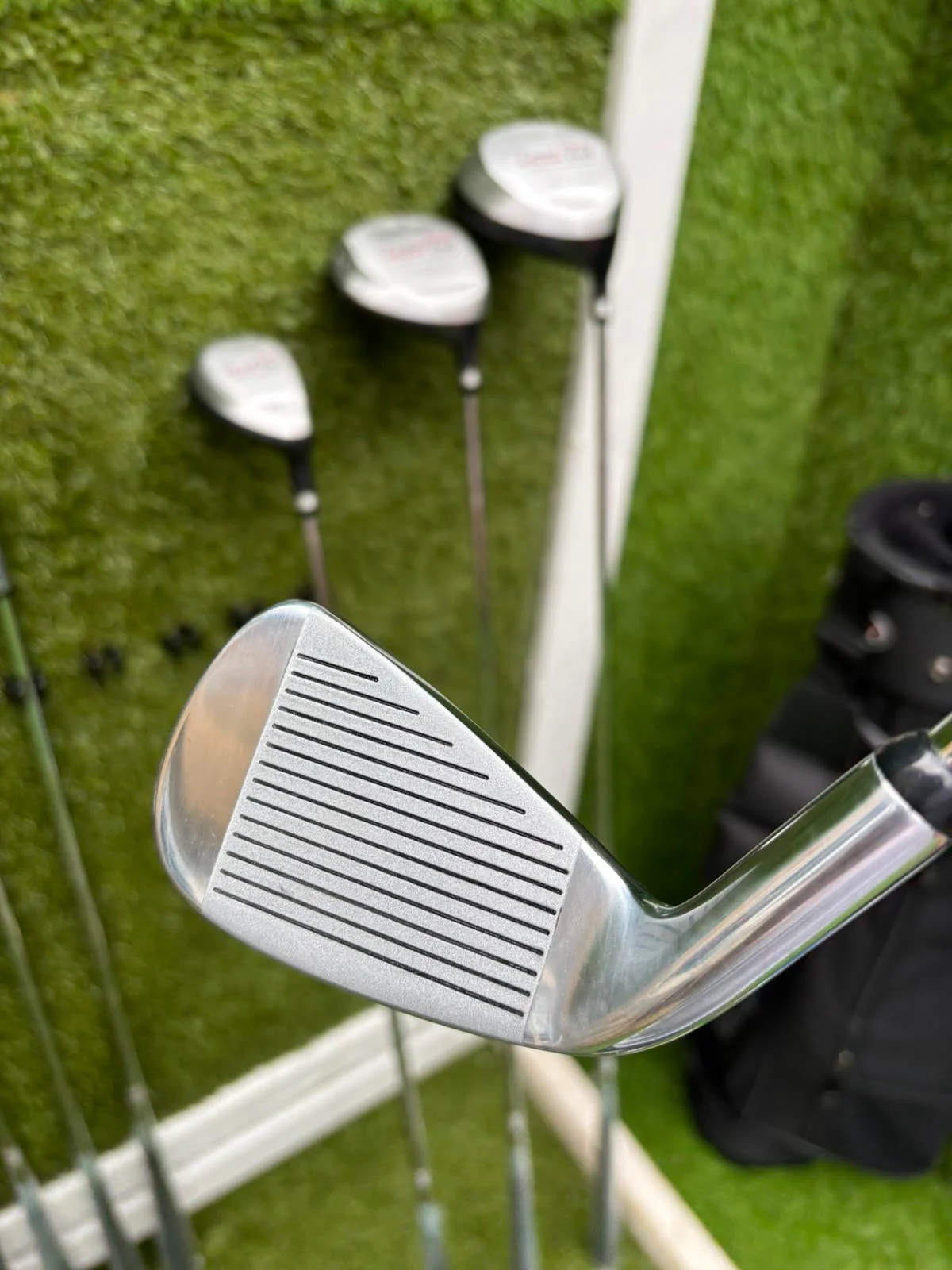 Unused and Boxed Dyna-Tech “Tech Force” Full Golf Set (5–SW) + Driver, 3 Wood, Hybrid + Bag - Image 24