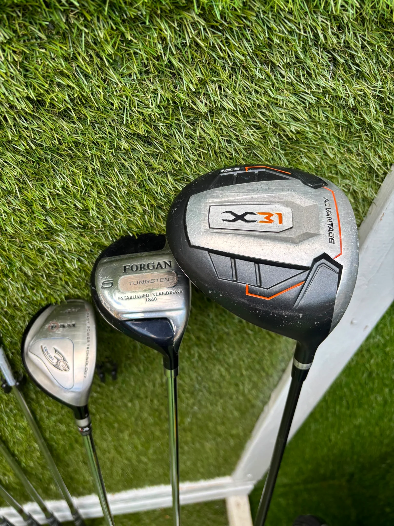 Wilson 1200 CG Golf Set with X31 Driver, RAM Hybrid & Powakaddy Cart Bag - Image 16