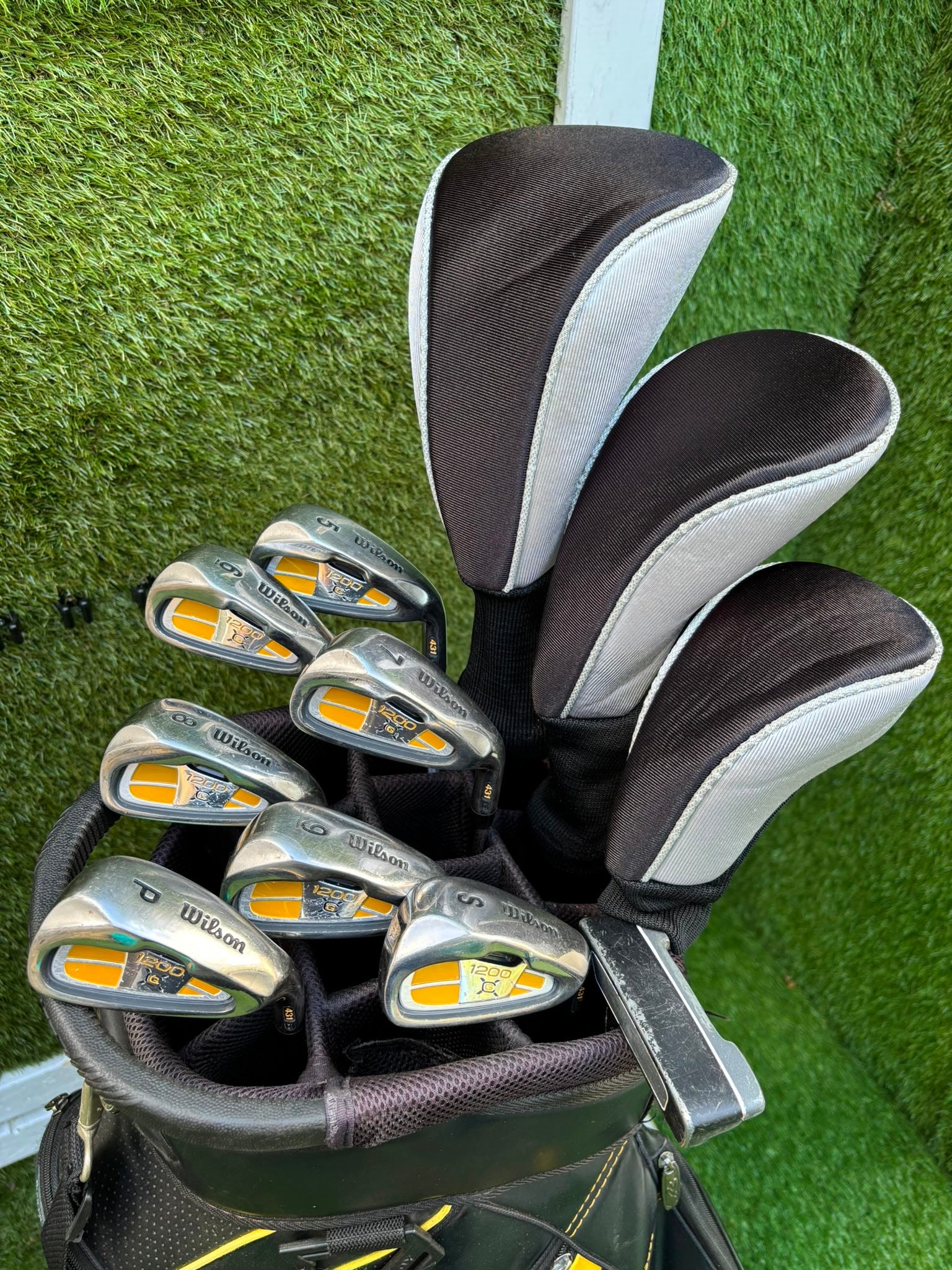 Wilson 1200 CG Golf Set with X31 Driver, RAM Hybrid & Powakaddy Cart Bag - Image 18