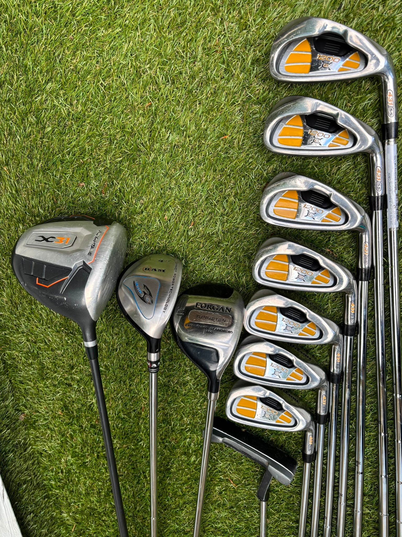 Wilson 1200 CG Golf Set with X31 Driver, RAM Hybrid & Powakaddy Cart Bag - Image 26