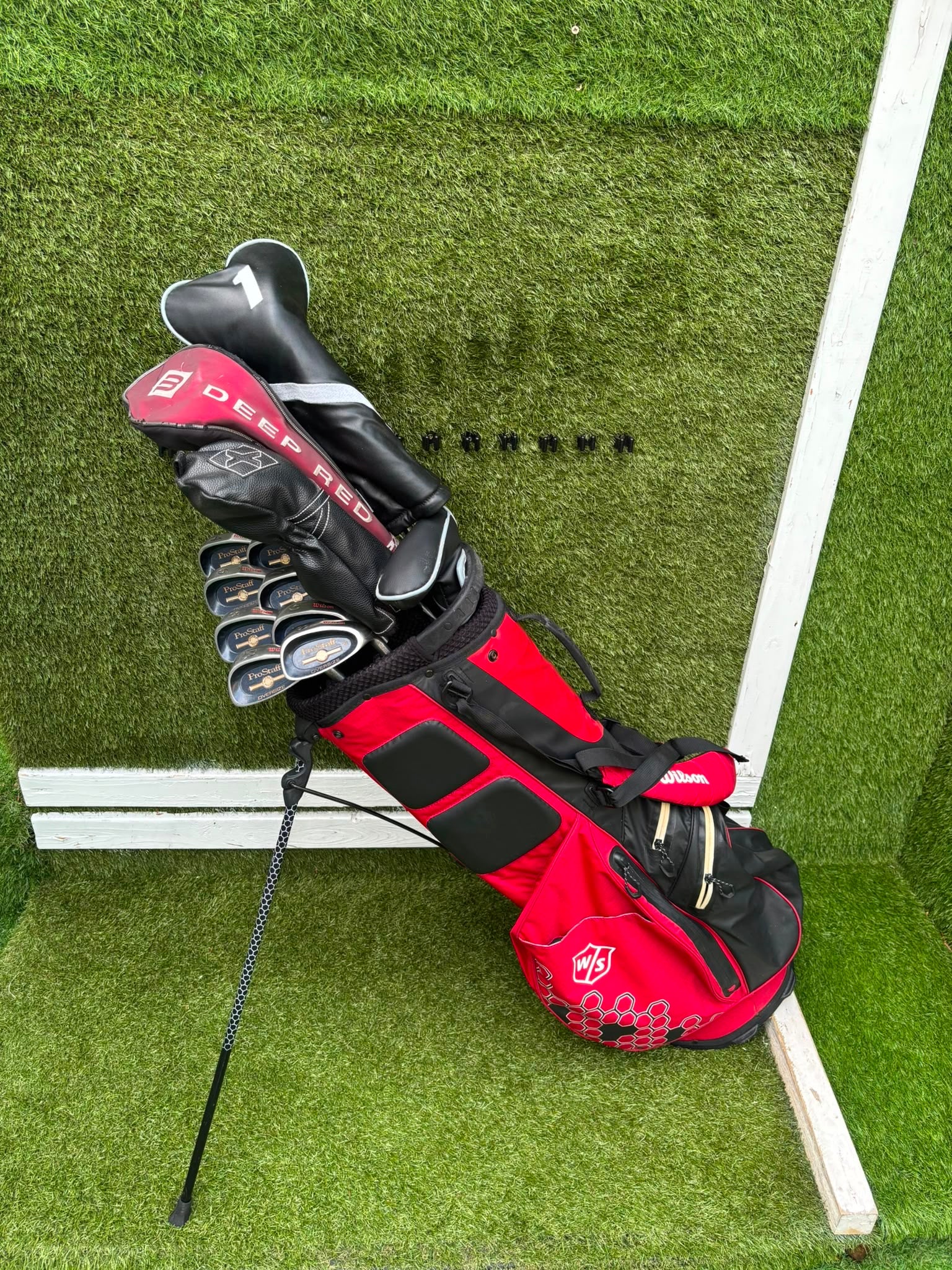 Wilson ProStaff Oversize Irons, Wilson Staff D300 Driver, Wilson Deep Red Woods & Wilson Stand Bag - Image 6